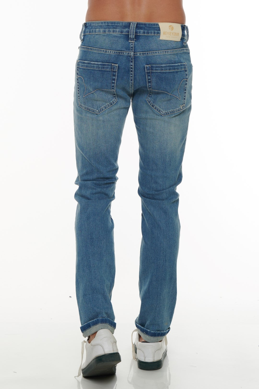 Jeans con rotture