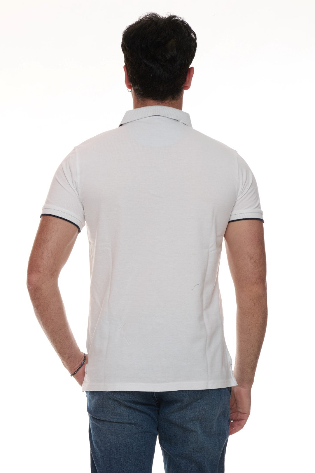 Polo con ricamo fiorellino