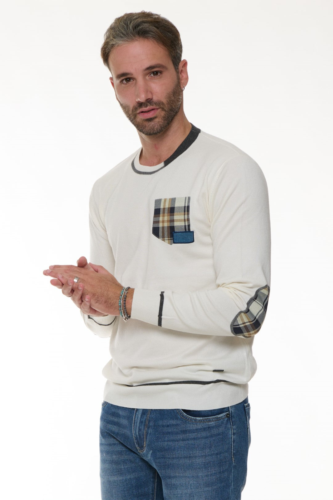 Maglia con taschino fantasia