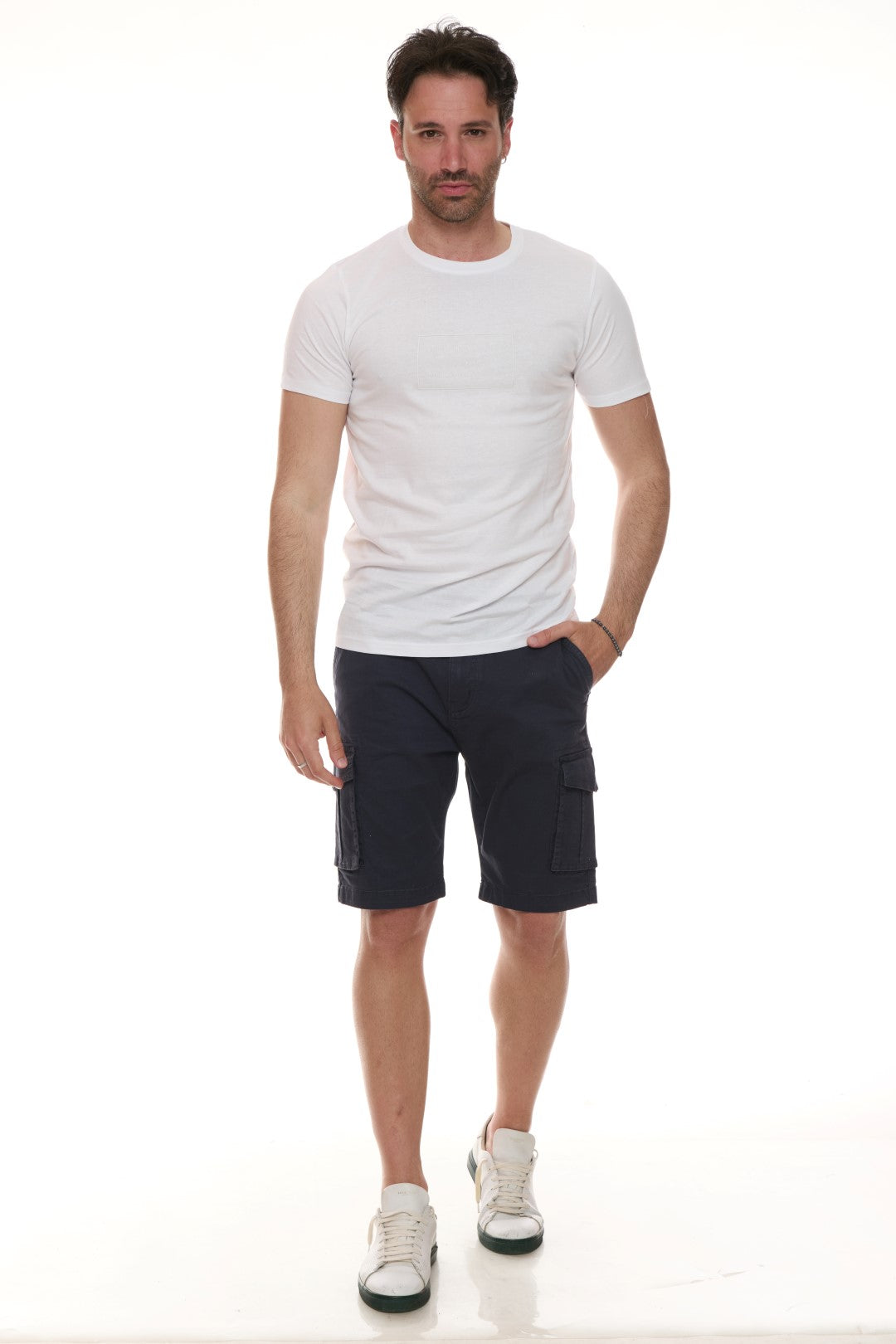 T-shirt con stampa Tono su tono