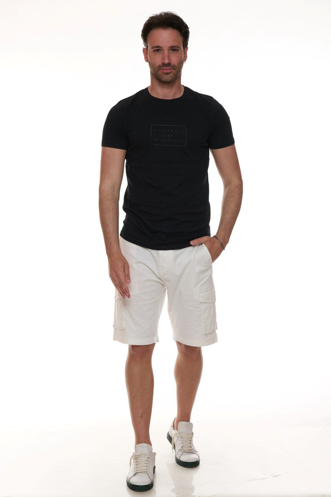 T-shirt con stampa Tono su tono