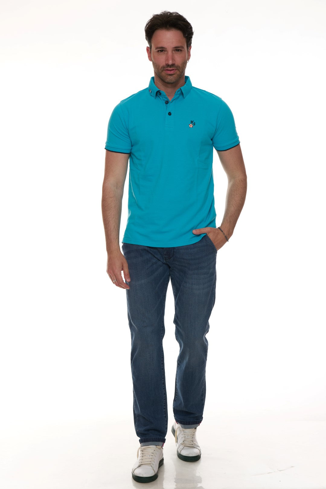 Polo con ricamo fiorellino