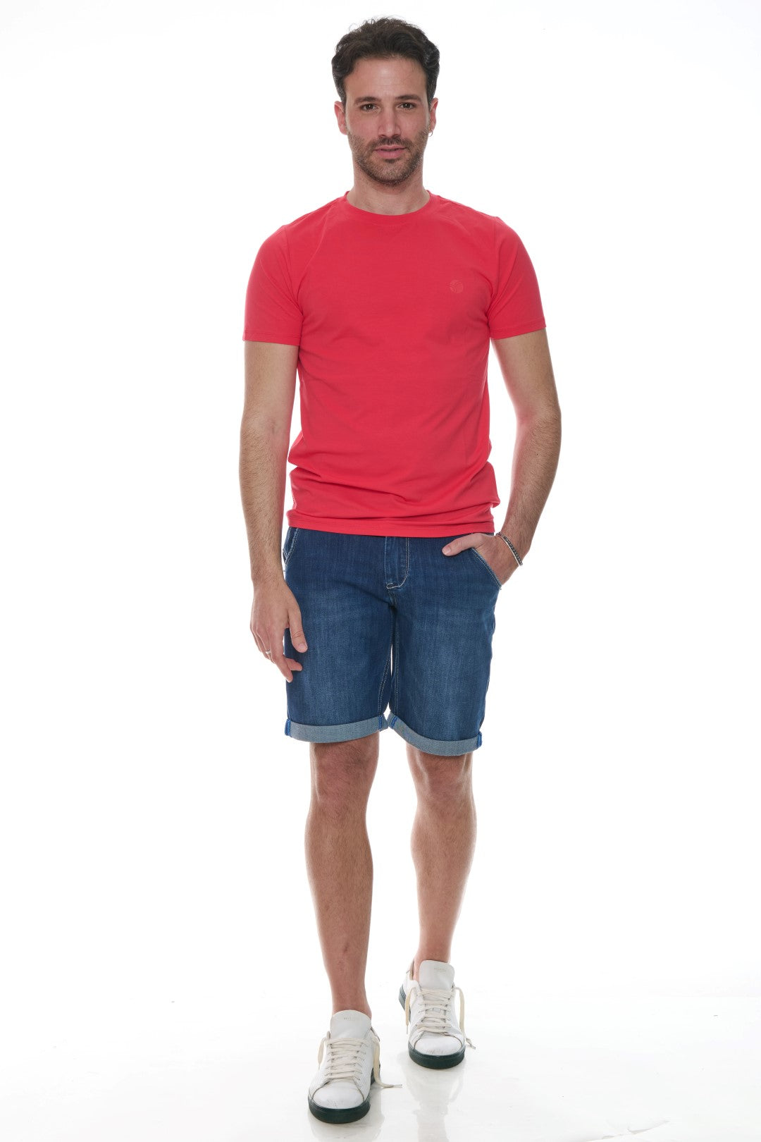Basic T-Shirt